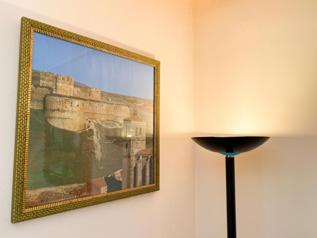 Vivienda Turistica Los Leones Berlanga de Duero Eksteriør bilde