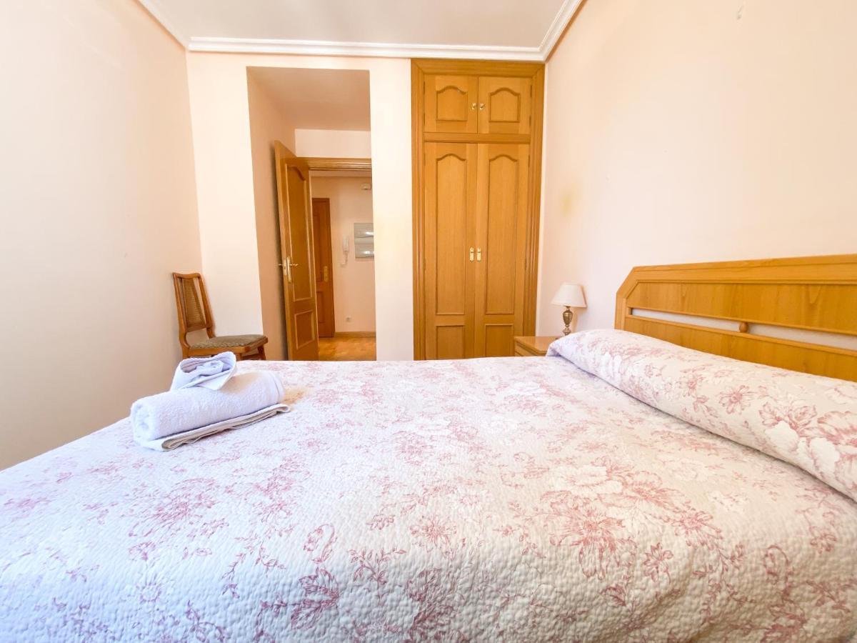 Vivienda Turistica Los Leones Berlanga de Duero Eksteriør bilde