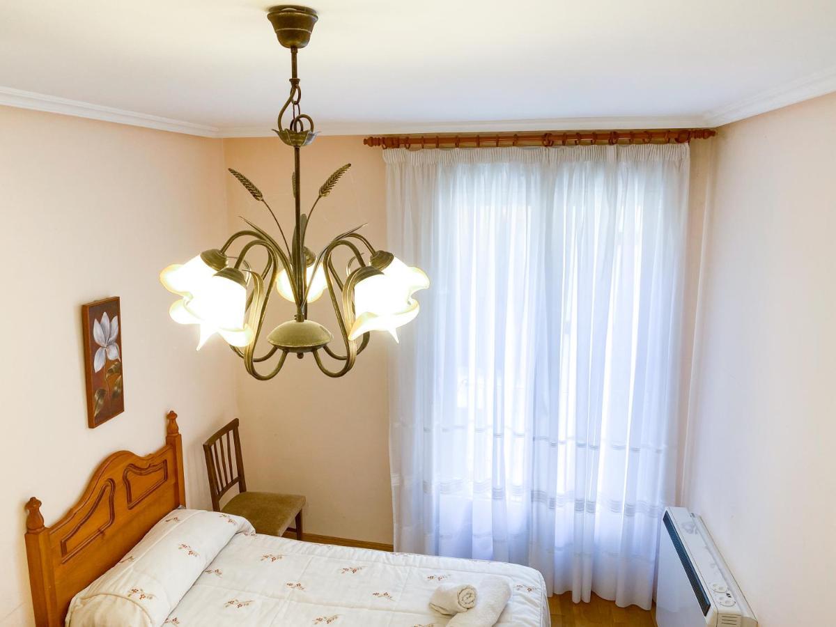 Vivienda Turistica Los Leones Berlanga de Duero Eksteriør bilde